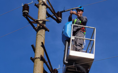Над 70 000 лева вложи ЕРП Север в подобряване на електрозахранването в няколко варненски села в общините Ветрино, Суворово и Вълчи дол